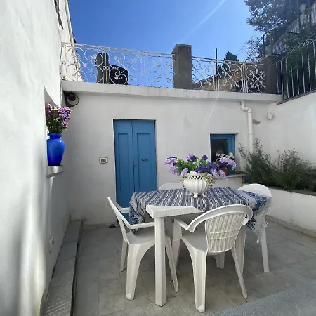 Apartment Il Levante - Confirenthouse