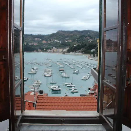 Il Levante - Confirenthouse *